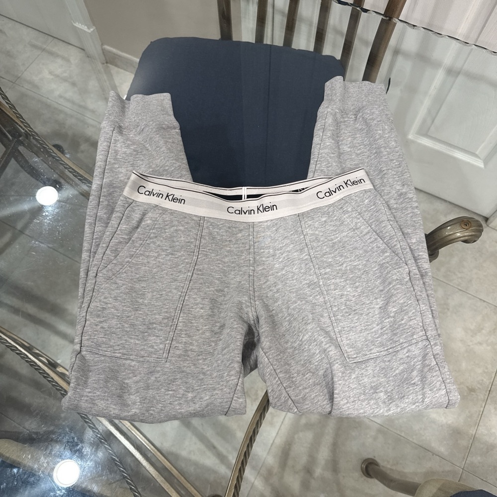 Calvin Klein Gray sweatpants with Logo Waistband